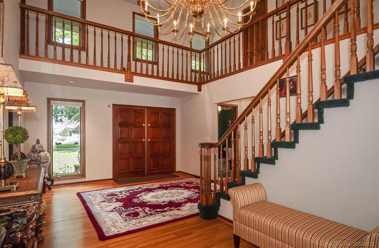 987 Lake Shore Road Grosse Pointe Shores, MI 48236 - Photo 26 of 54