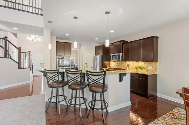 $749,900 | 5954 Lone Lake Loop, Minnetonka, MN 55343