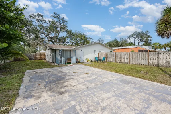 $1,500 | 889 Sarno Road, Melbourne, FL 32935