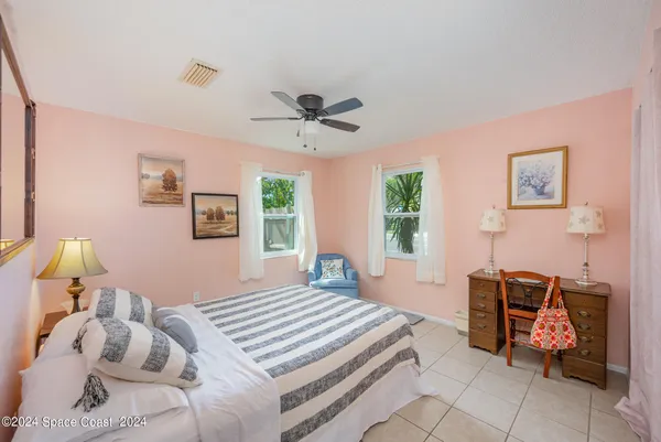 $1,500 | 889 Sarno Road, Melbourne, FL 32935