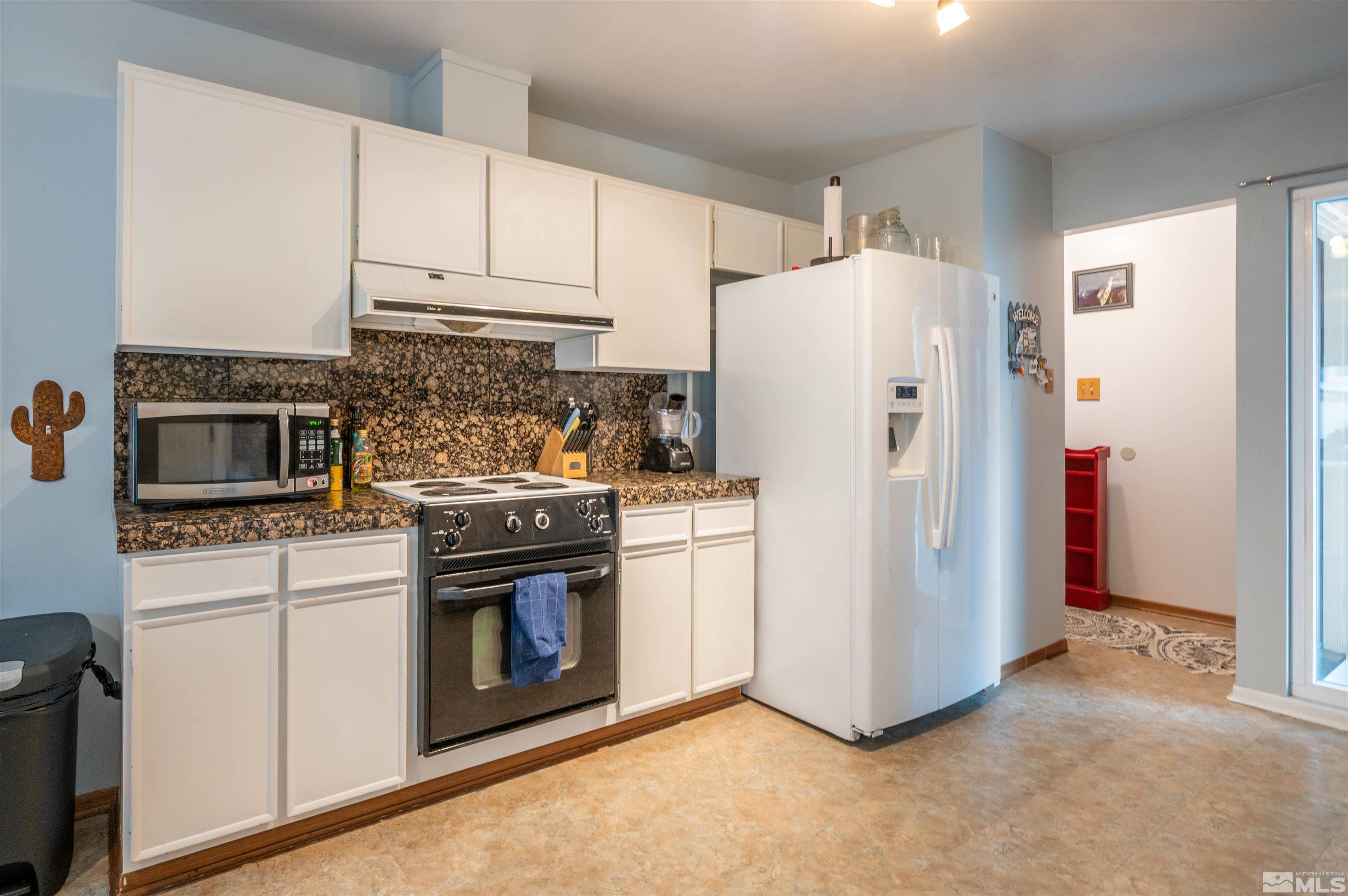 2475 Apollo Way Reno, NV 89503 - Photo 4 of 24 Photo 4