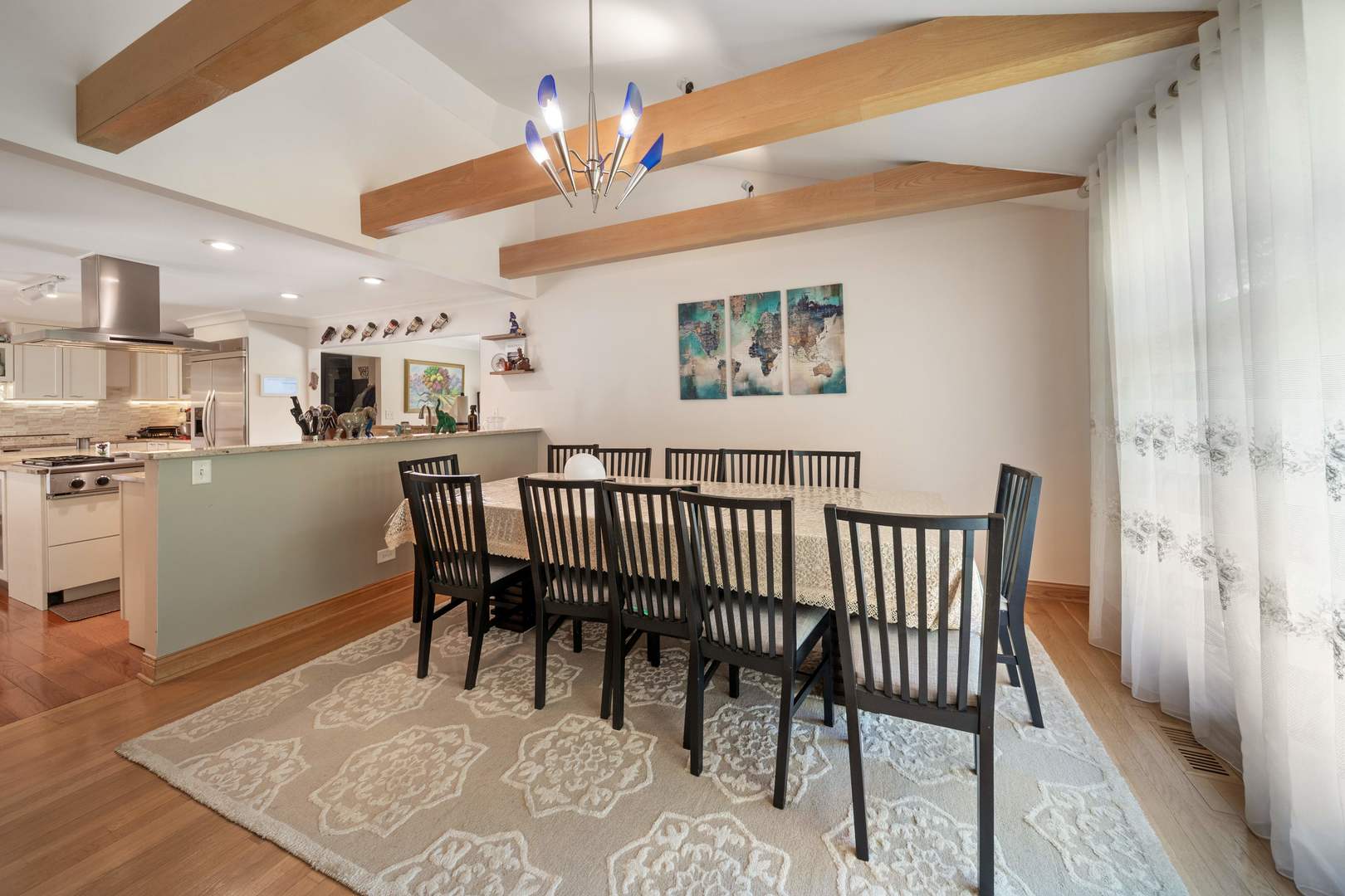 5N750 Medinah Road Medinah, IL 60157 - Photo 7 of 53 a view of a dining room with furniture
