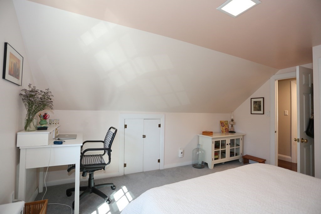 19 Barrett Street Needham, MA 02492 - Photo 19 of 26 Gallery Image 19