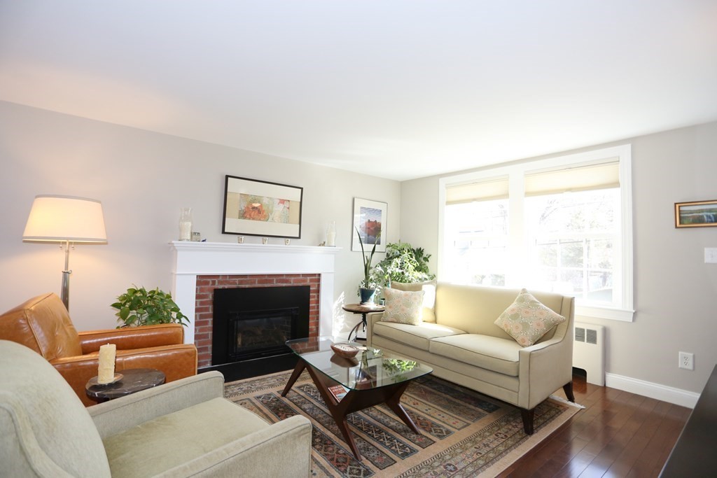 19 Barrett Street Needham, MA 02492 - Photo 3 of 26 Gallery Image 3