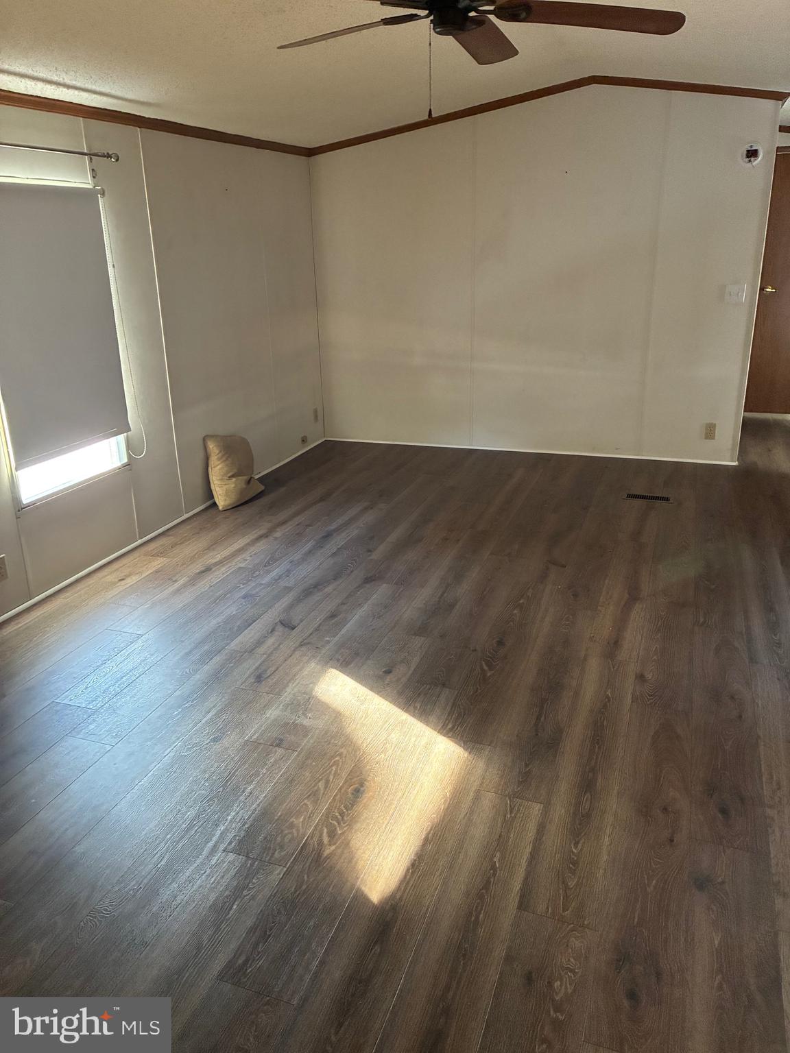 1011 Yarrow Avenue Reading, PA 19605 - Photo 6 of 8 Bedroom 1