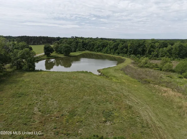 $495,000 | 813 Holmesville Road, Jayess, MS 39641