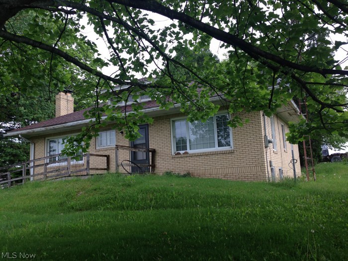 27110 Georgetown Road Beloit, OH 44609 - Photo 3 of 4