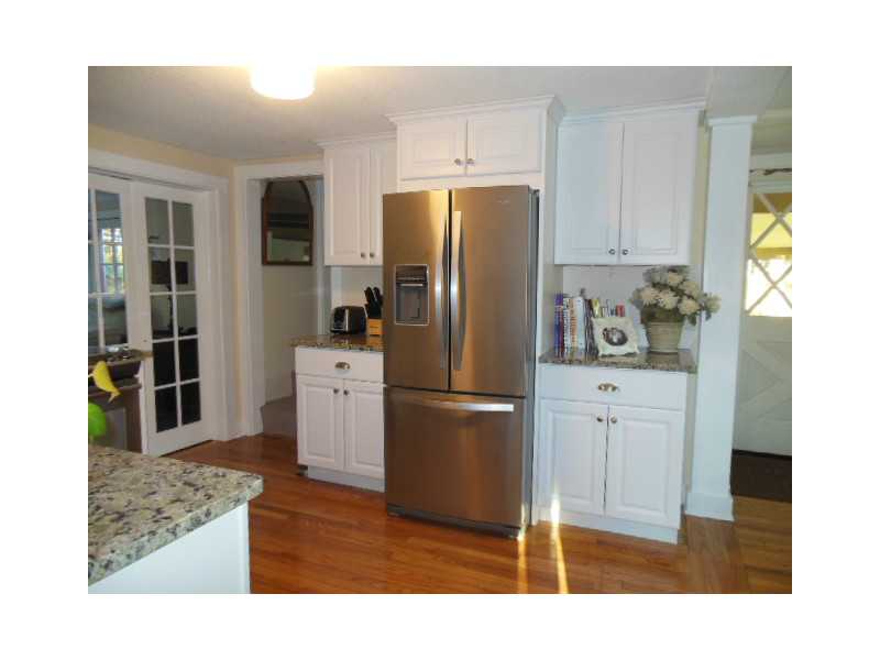 23 Lanphere Road Westerly, RI 02891 - Photo 17 of 23 Kitchen.