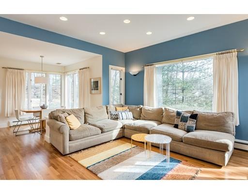 34 Dorcar Road Newton, MA 02467 - Photo 5 of 17
