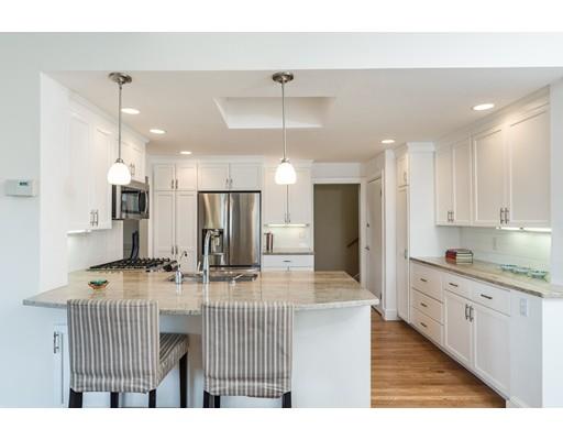 34 Dorcar Road Newton, MA 02467 - Photo 8 of 17