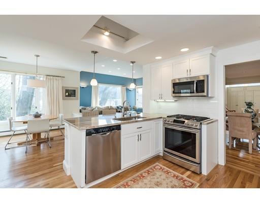 34 Dorcar Road Newton, MA 02467 - Photo 9 of 17