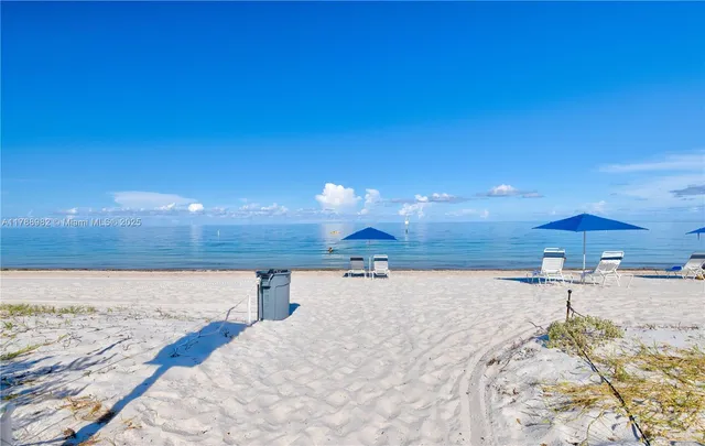 $7,850 | 609 Ocean Drive, Unit 6H, Key Biscayne, FL 33149