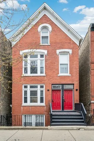 $2,500 | 1626 North Honore Street, Unit 1, Chicago, IL 60622