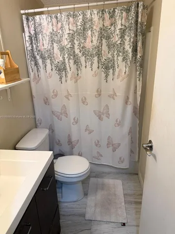 $144,900 | 909 Southwest 131st Way, Davie, FL 33325