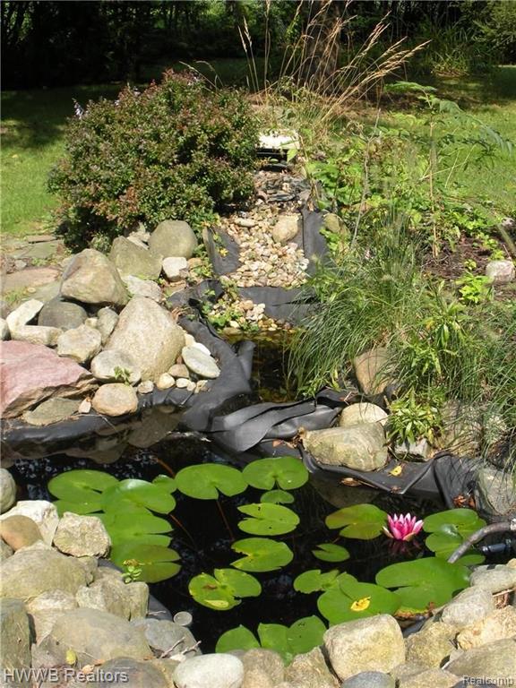 885 Beryl Court Rochester Hills, MI 48307 - Photo 8 of 30
