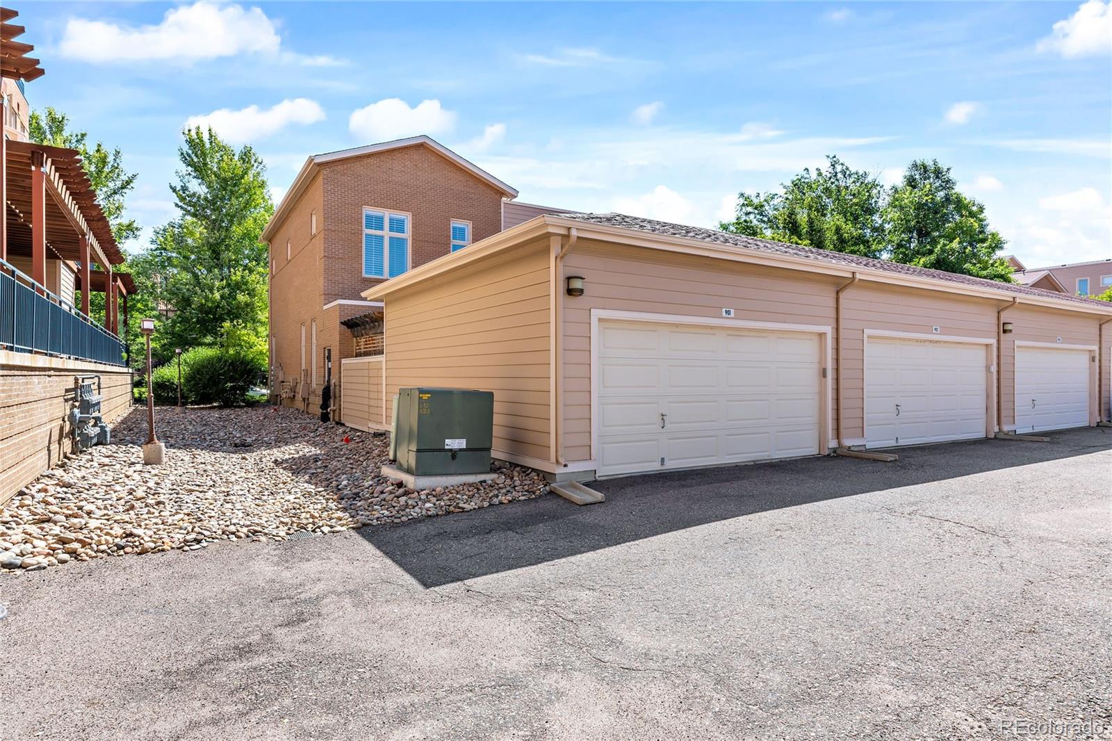 175 Rampart Way, Unit 901 Denver, CO 80230 - Photo 31 of 39 Gallery Image 31