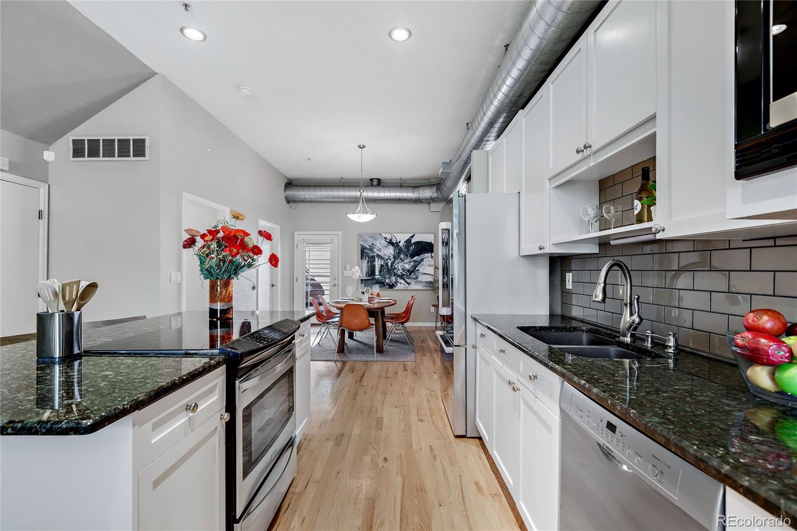 175 Rampart Way, Unit 901 Denver, CO 80230 - Photo 9 of 39 Gallery Image 9