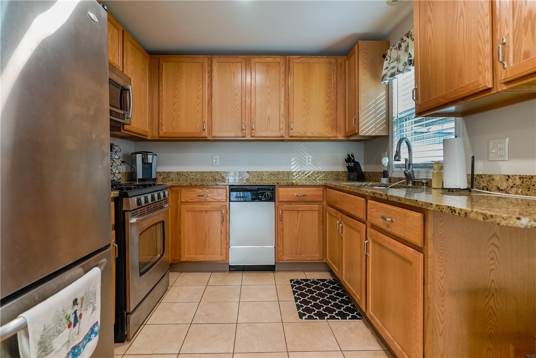 136 Bishop Hill Road Johnston, RI 02919 - Photo 22 of 29 In-law Kitchen-Lower Level