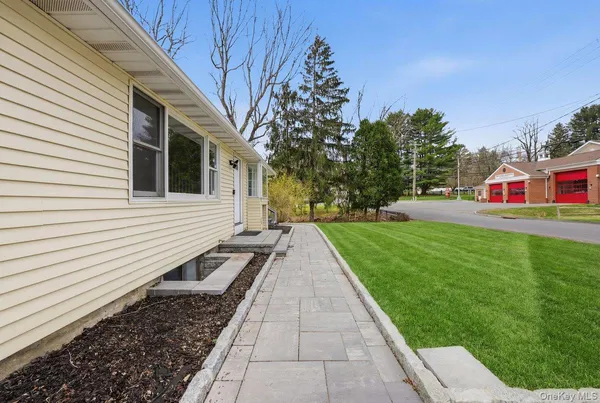 $650,000 | 785 Locksley Road, Yorktown Heights, NY 10598