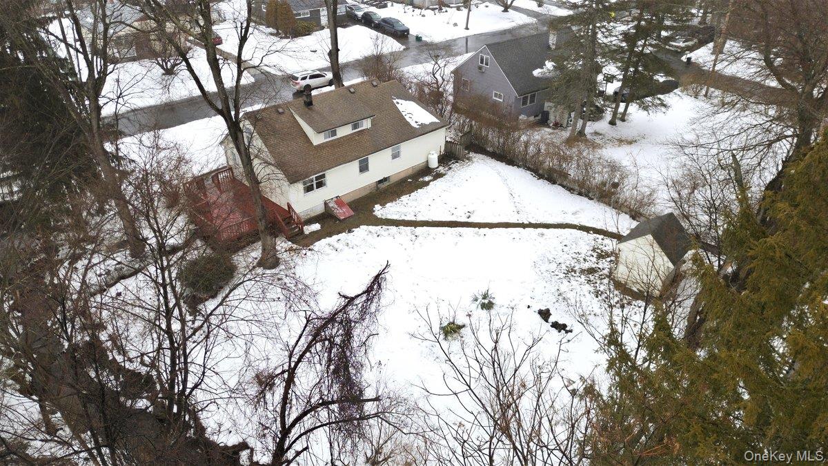 785 Locksley Road Yorktown Heights, NY 10598 - Photo 4 of 34