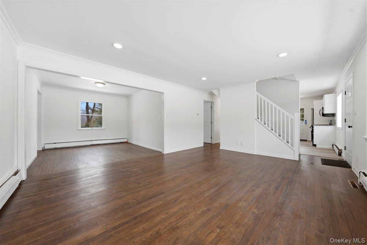 785 Locksley Road Yorktown Heights, NY 10598 - Photo 10 of 34