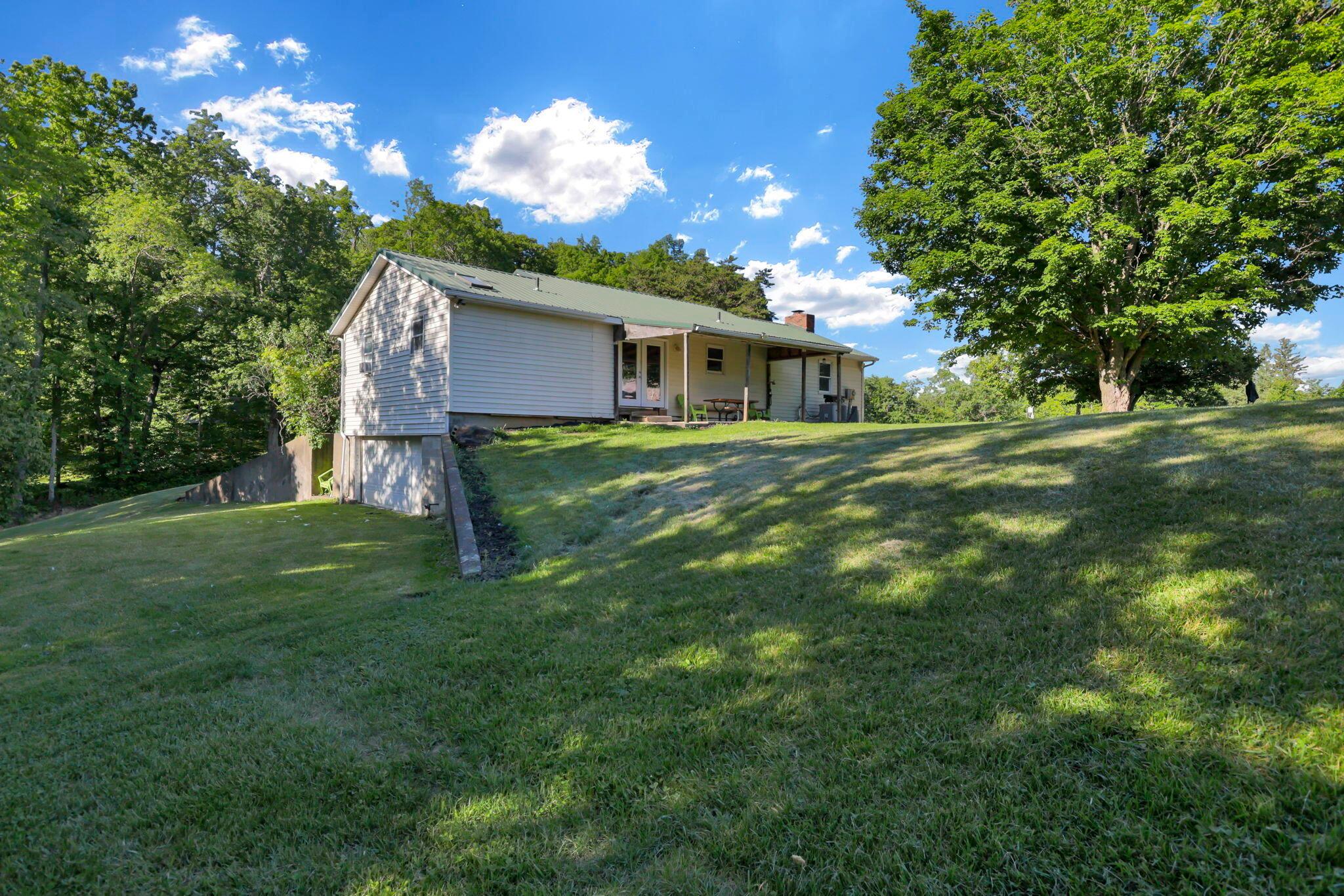 10951 Graffis Road Southeast Bremen, OH 43107 - Photo 23 of 26