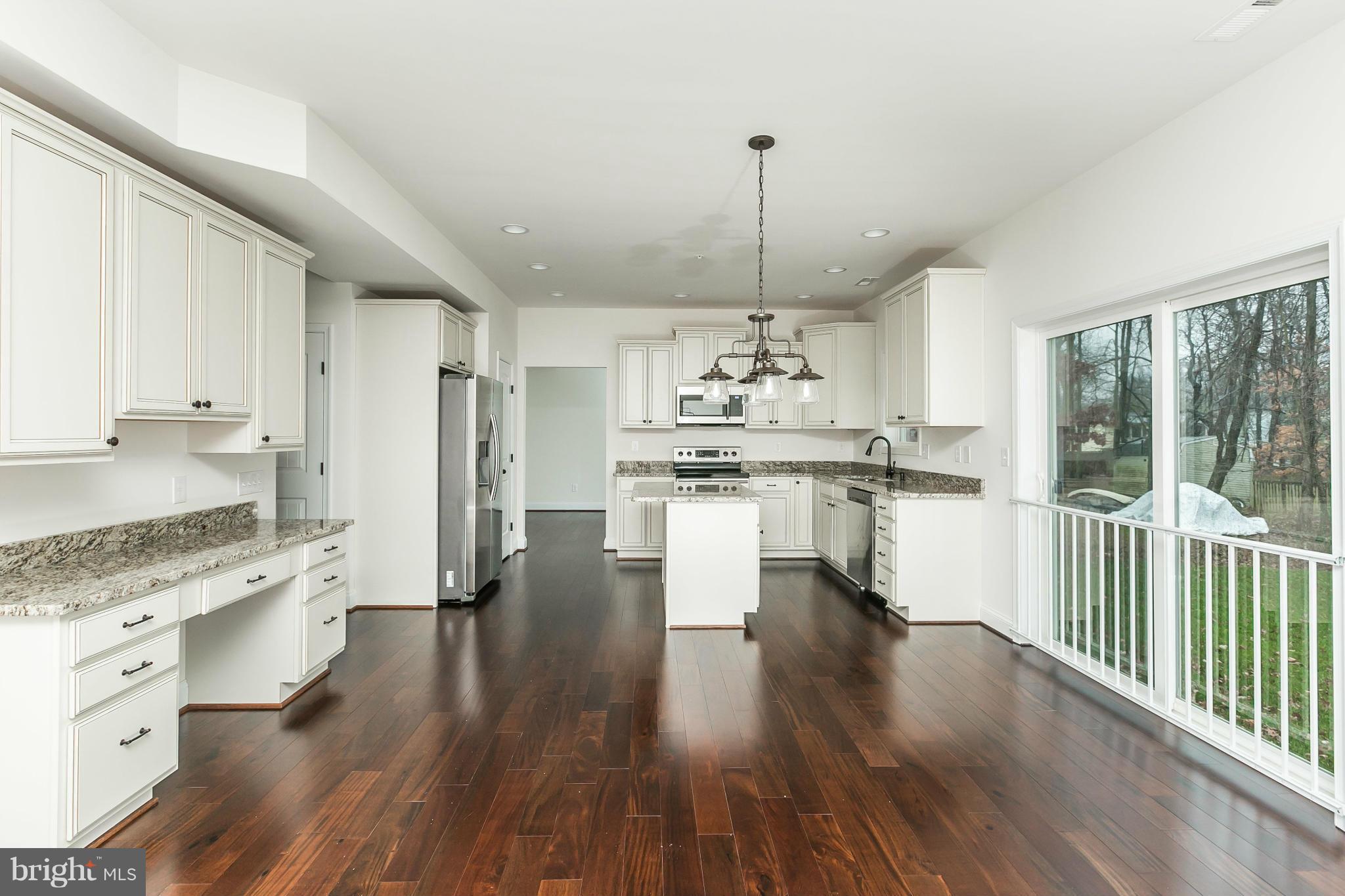 1327 Harbor Road Annapolis, MD 21403 - Photo 14 of 30 Kitchen View of Deck unit