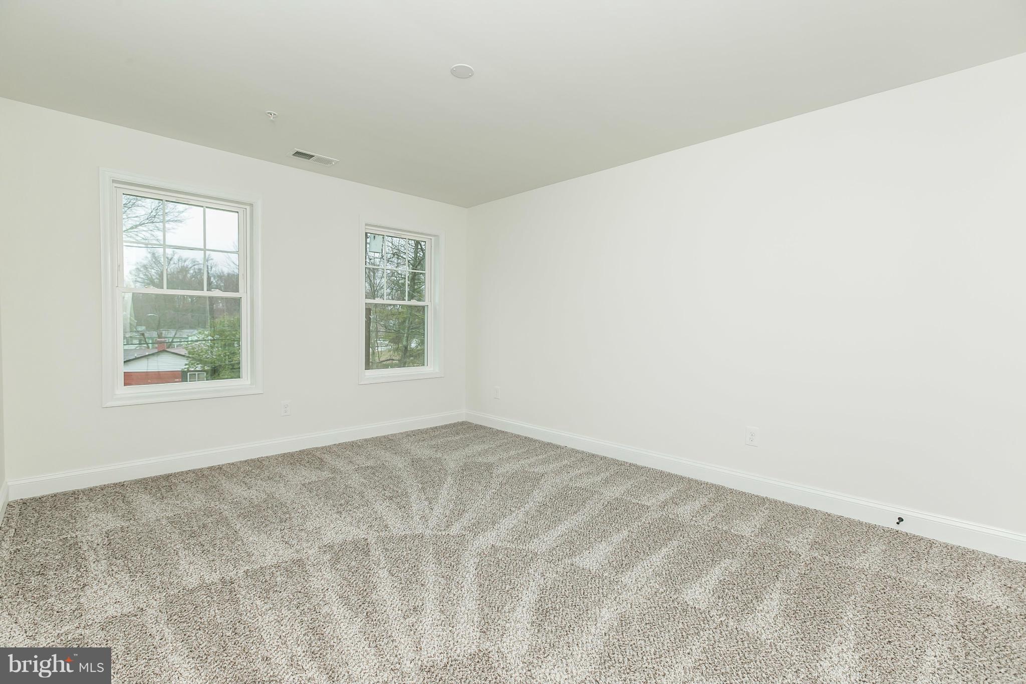 1327 Harbor Road Annapolis, MD 21403 - Photo 20 of 30 Bedroom 2