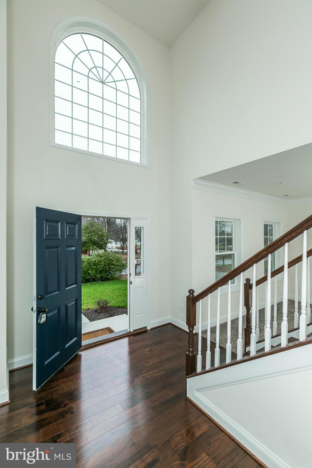 1327 Harbor Road Annapolis, MD 21403 - Photo 5 of 30 Interior (General)