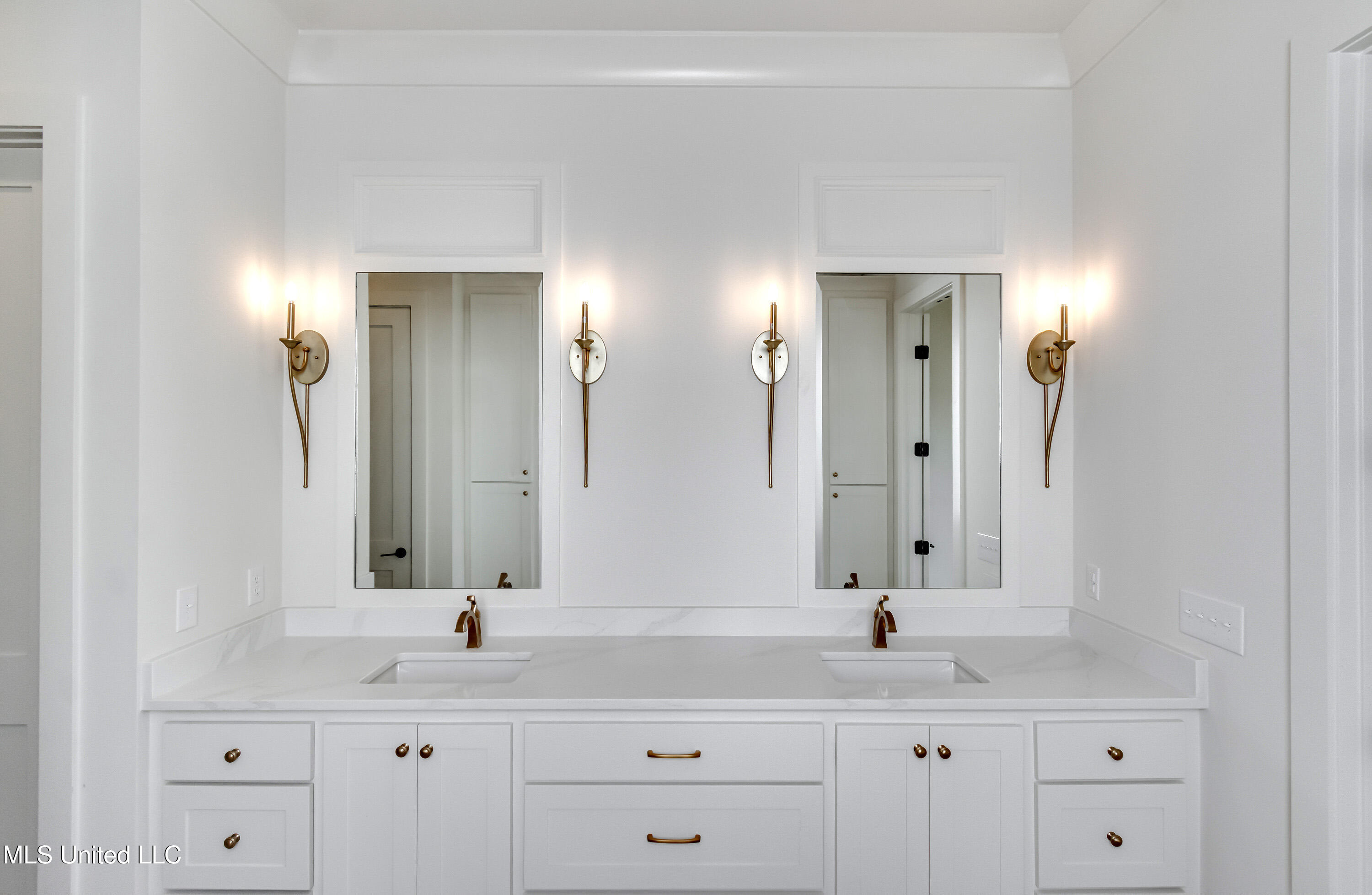 466 Whittington Circle Madison, MS 39110 - Photo 33 of 59 466 Whittington Cir-54