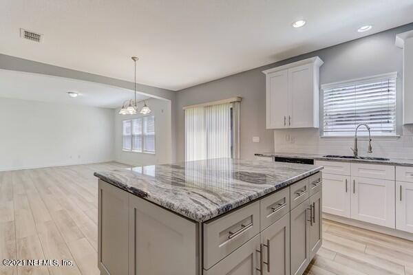 300 Amber Ridge Road Jacksonville, FL 32218 - Photo 32 of 43 Kitchen Sight Lines