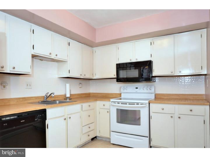 33 Stonegate Road Quakertown, PA 18951 - Photo 6 of 24 Gallery Image 6