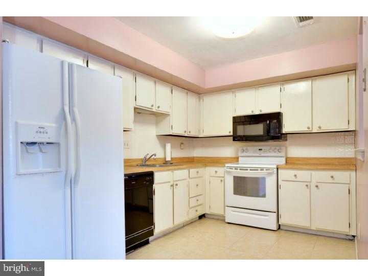 33 Stonegate Road Quakertown, PA 18951 - Photo 7 of 24 Gallery Image 7