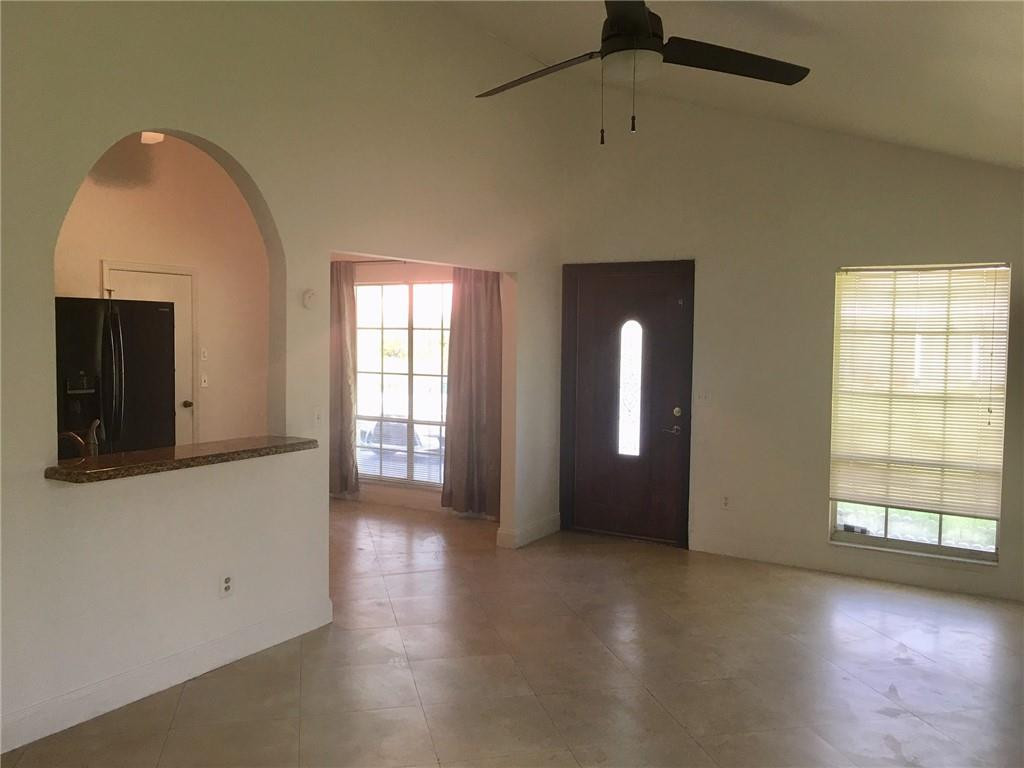8437 Summer Field Place Boca Raton, FL 33433 - Photo 4 of 30 Photo 4