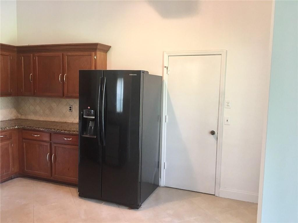 8437 Summer Field Place Boca Raton, FL 33433 - Photo 6 of 30 Photo 6