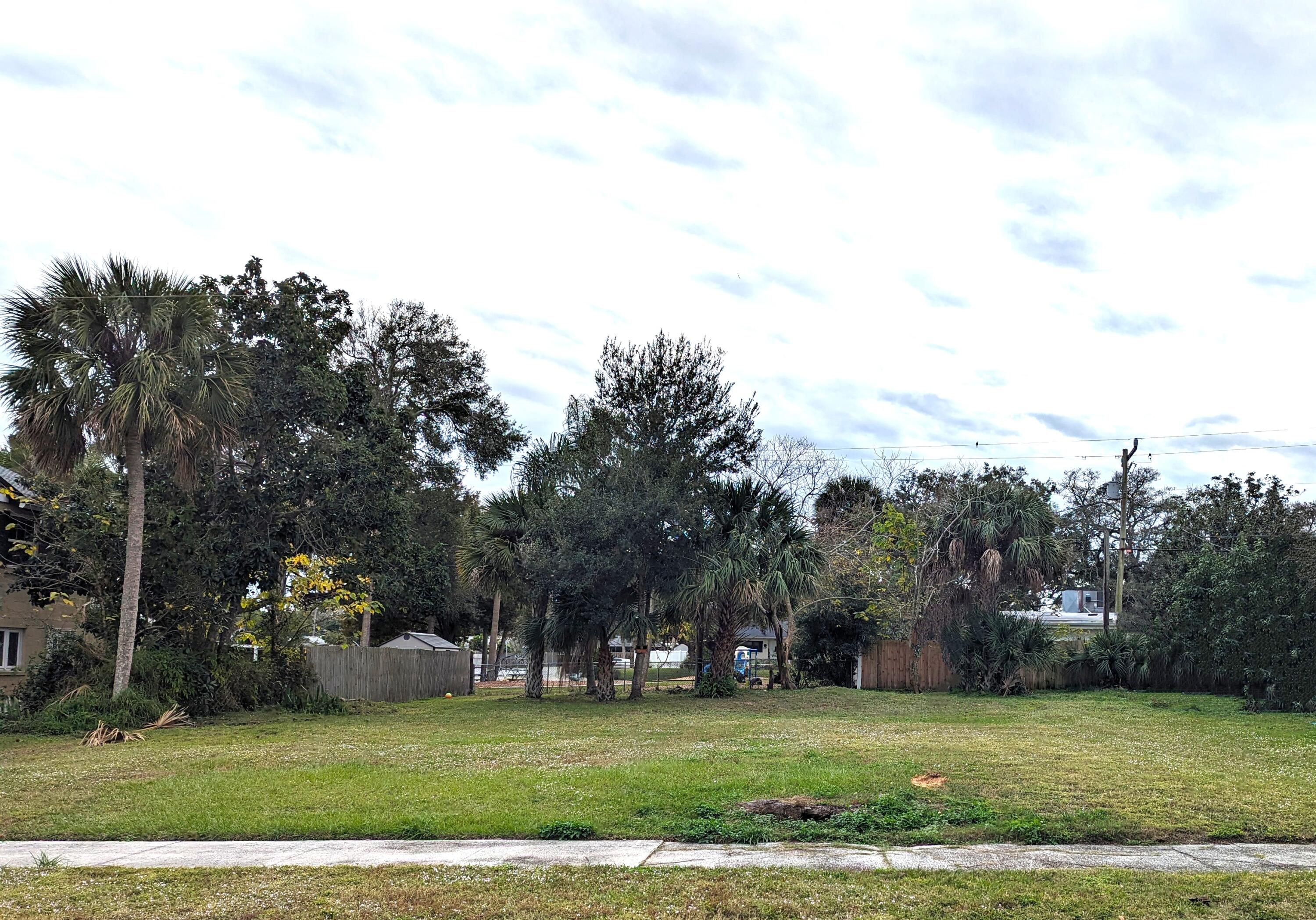 15 Valencia Road Rockledge, FL 32955 - Photo 3 of 6 use