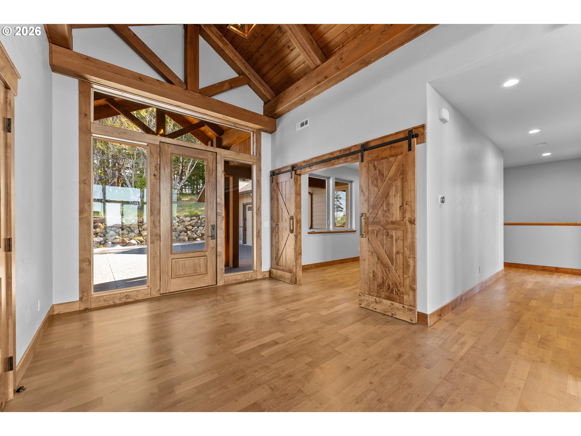 95665 Spirit Ridge Road Gold Beach, OR 97444 - Photo 2 of 43 Entrance/Foyer