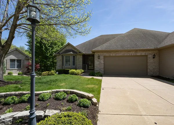 $415,000 | 3646 71st St Court, Moline, IL 61265