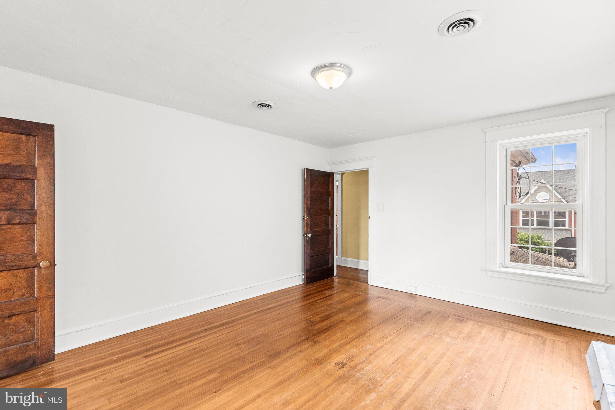 228 Baltimore Street Hanover, PA 17331 - Photo 26 of 57