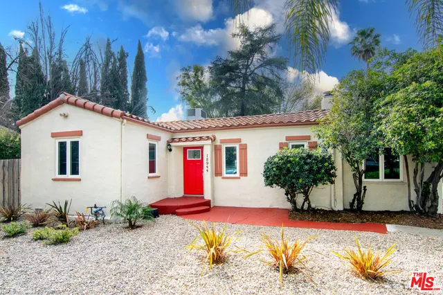 $1,125,000 | 15944 Hart Street, Van Nuys, CA 91406