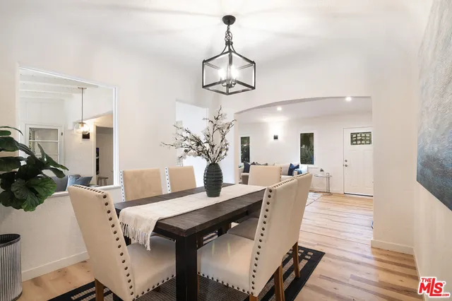 $1,125,000 | 15944 Hart Street, Van Nuys, CA 91406