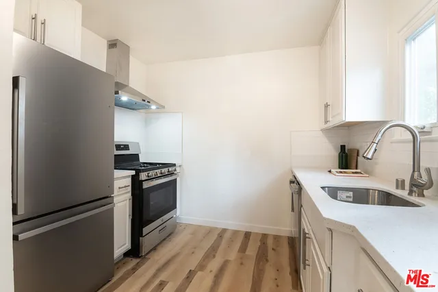 $1,125,000 | 15944 Hart Street, Van Nuys, CA 91406