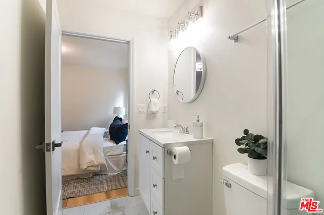 $1,125,000 | 15944 Hart Street, Van Nuys, CA 91406