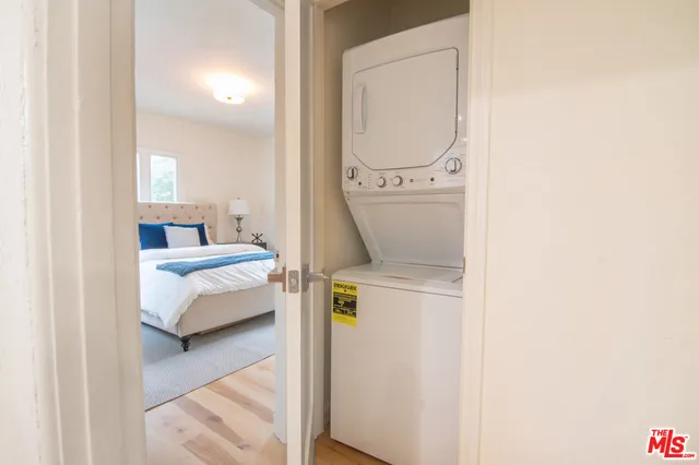 $1,125,000 | 15944 Hart Street, Van Nuys, CA 91406