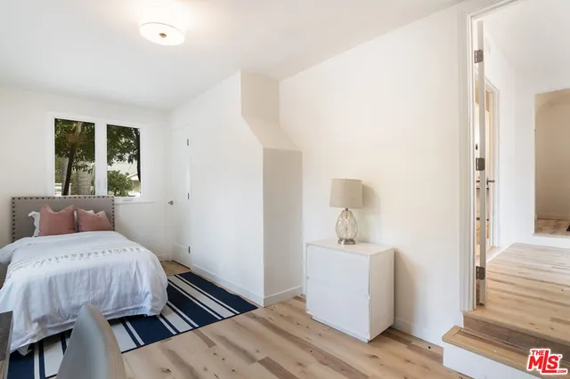 $1,125,000 | 15944 Hart Street, Van Nuys, CA 91406