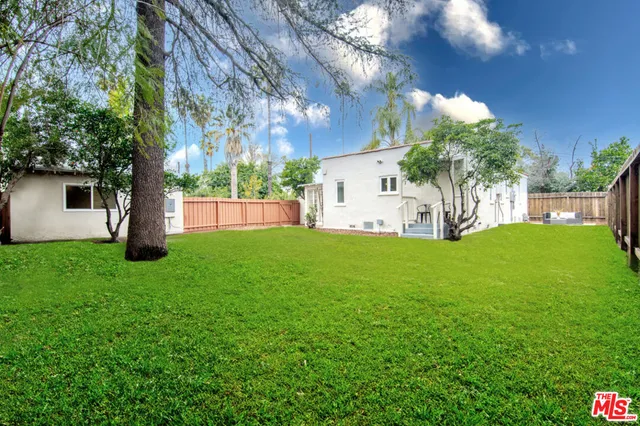 $1,125,000 | 15944 Hart Street, Van Nuys, CA 91406