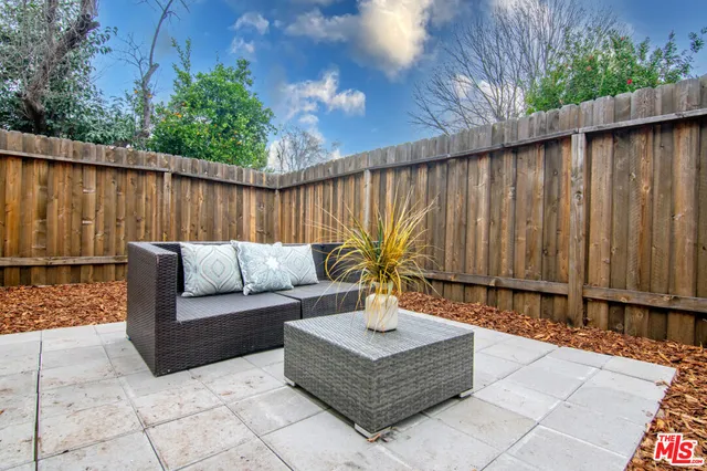 $1,125,000 | 15944 Hart Street, Van Nuys, CA 91406