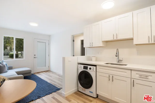 $1,125,000 | 15944 Hart Street, Van Nuys, CA 91406