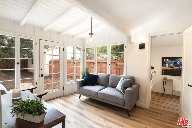 $1,125,000 | 15944 Hart Street, Van Nuys, CA 91406