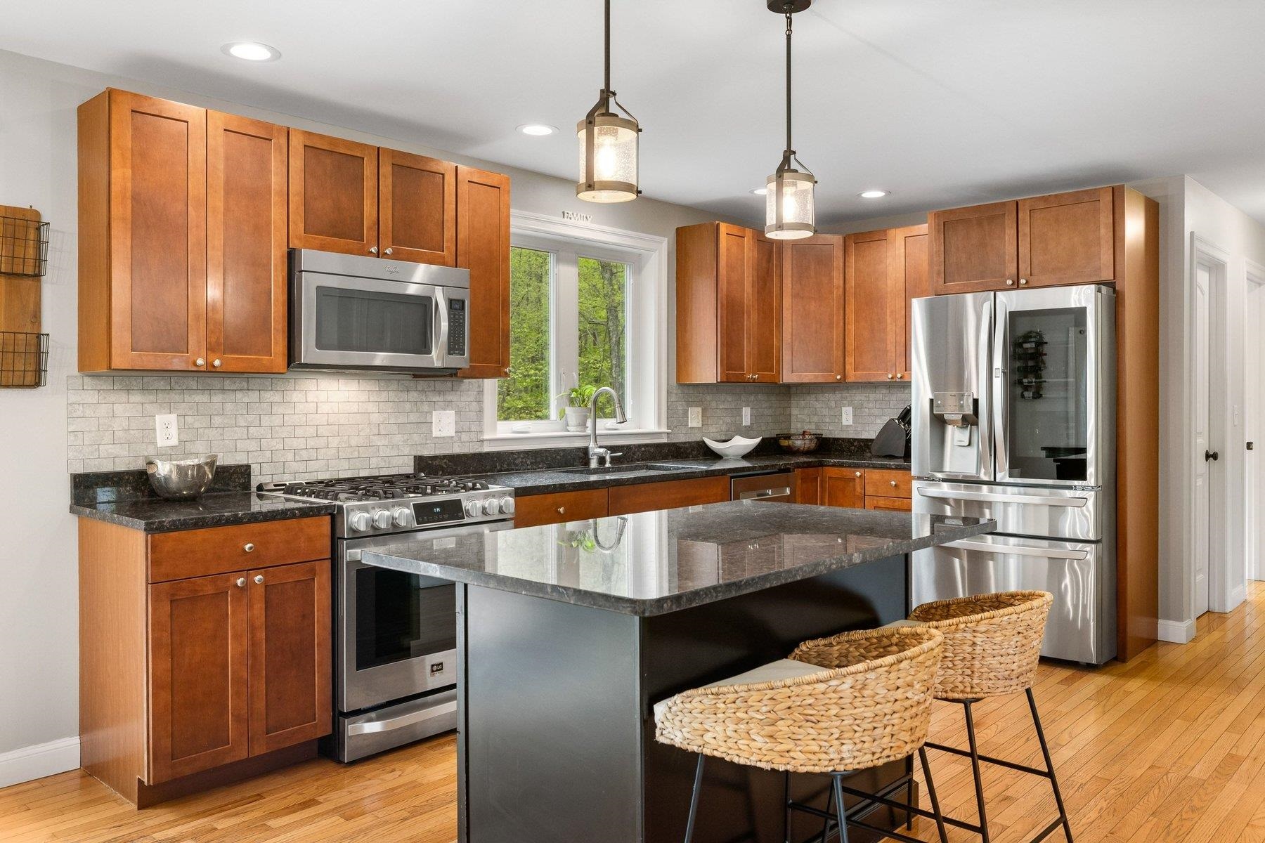 92 Ridgecrest Drive Greenland, NH 03840 - Photo 13 of 54 Gallery Image 13